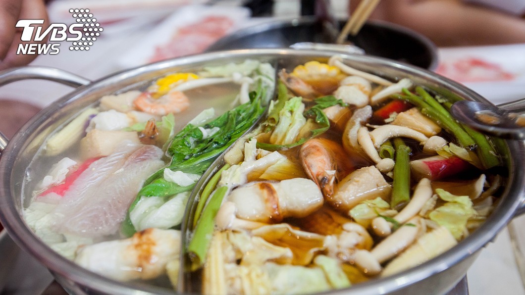 火鍋店狂嗑鮮魚突刺痛 一拔驚見「這東西」嚇壞
