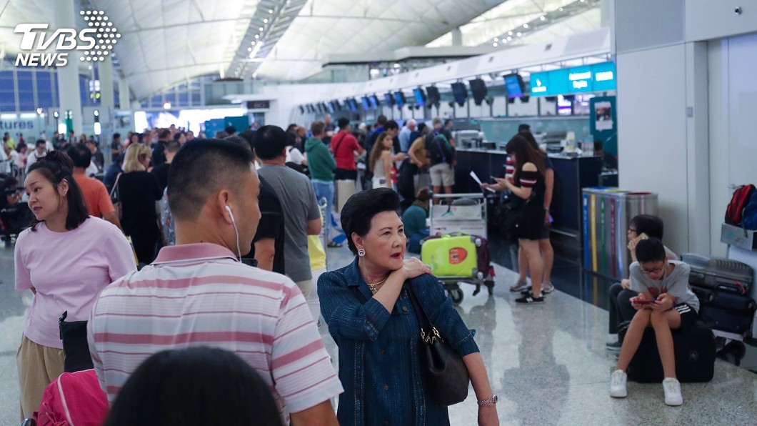 香港機場陸續恢復運作 但運作仍未正常
