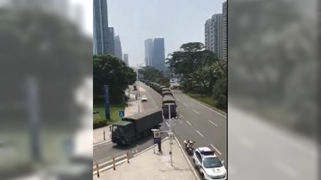 解放軍在香港邊界集結佈署 川普籲各方冷靜