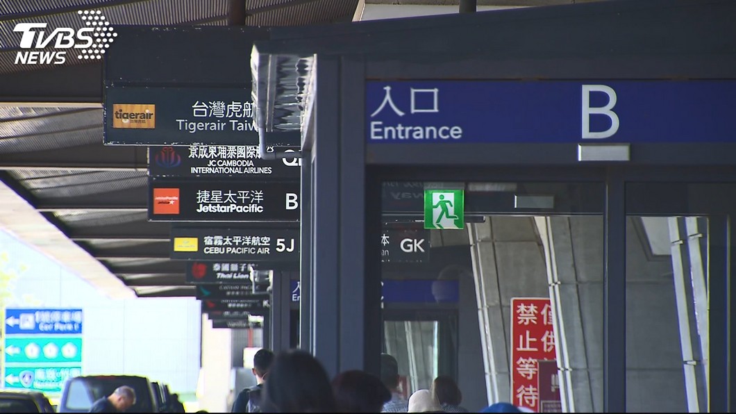 考量春節等節日民眾有返鄉需求,即日恢復兩岸前後各10天恢復13個航點直航包機。(圖/中國南方航空提供)
