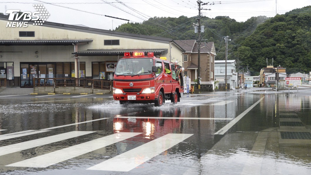 颱風柯羅莎登陸日本廣島 至少1死21傷