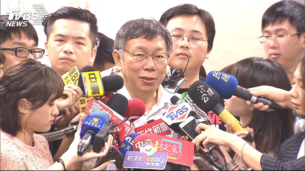「郭談柯任副手兼閣揆」　柯：不要分贓政治