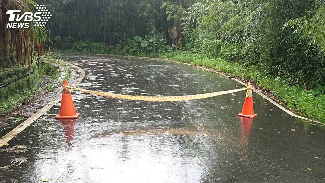 嘉義竹崎山美往新美道路坍方　雙向封路