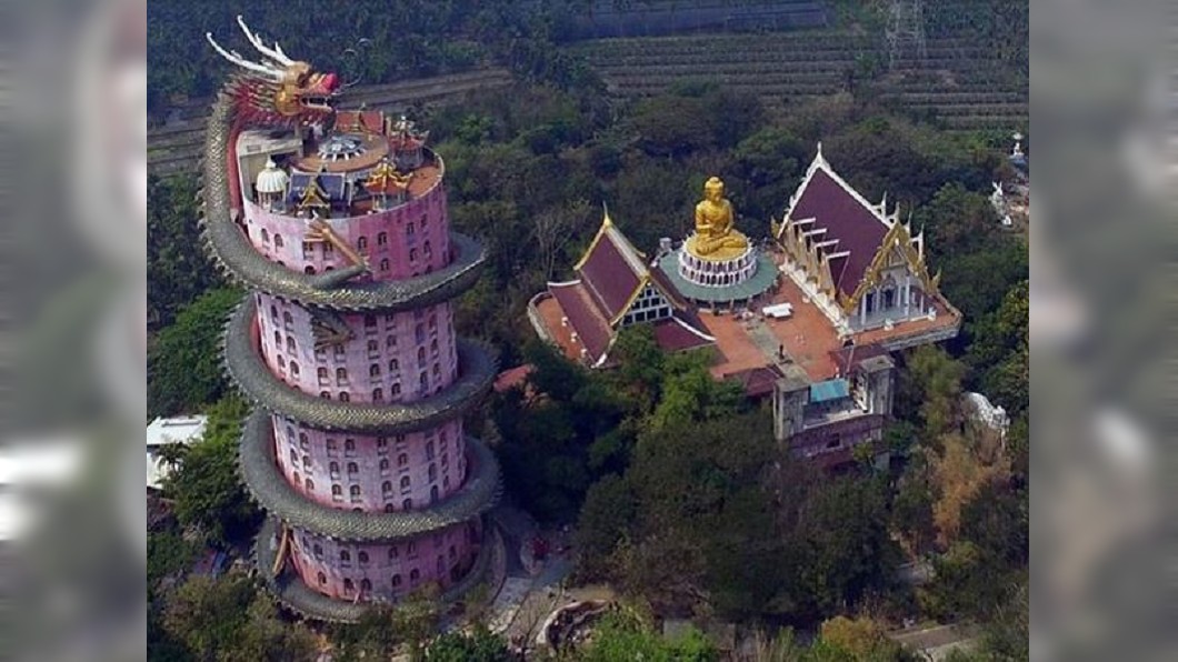 七彩玻璃美如星空 日民瘋遊泰國巴南寺
