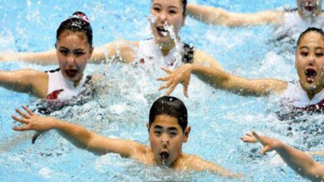 男性優勢展強技　日水上芭蕾首見男選手