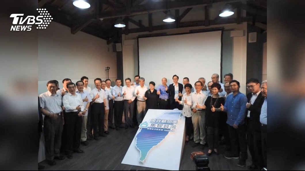 韓國瑜國政顧問團記者會。圖／TVBS