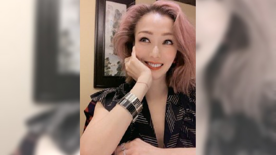 圖/翻攝自鄭秀文Sammi微博