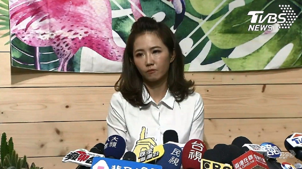 謝忻「道歉記者會」全文看這!被問鯉魚精附身瞬間垮臉