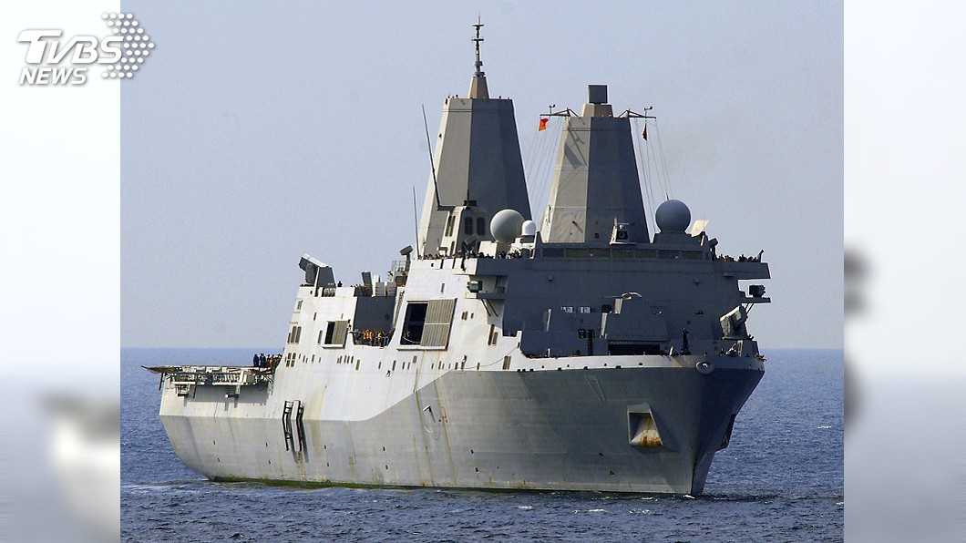 剛批准售台F-16V 美國軍艦再度通過台灣海峽