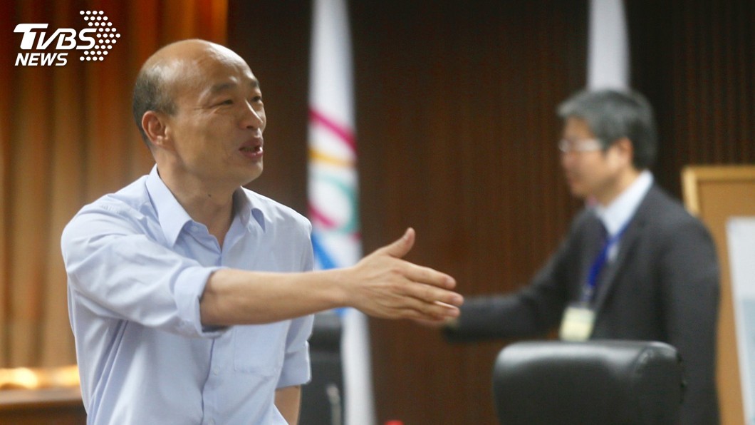 臉書揭文憑 韓國瑜不滿被抹黑:一定提告