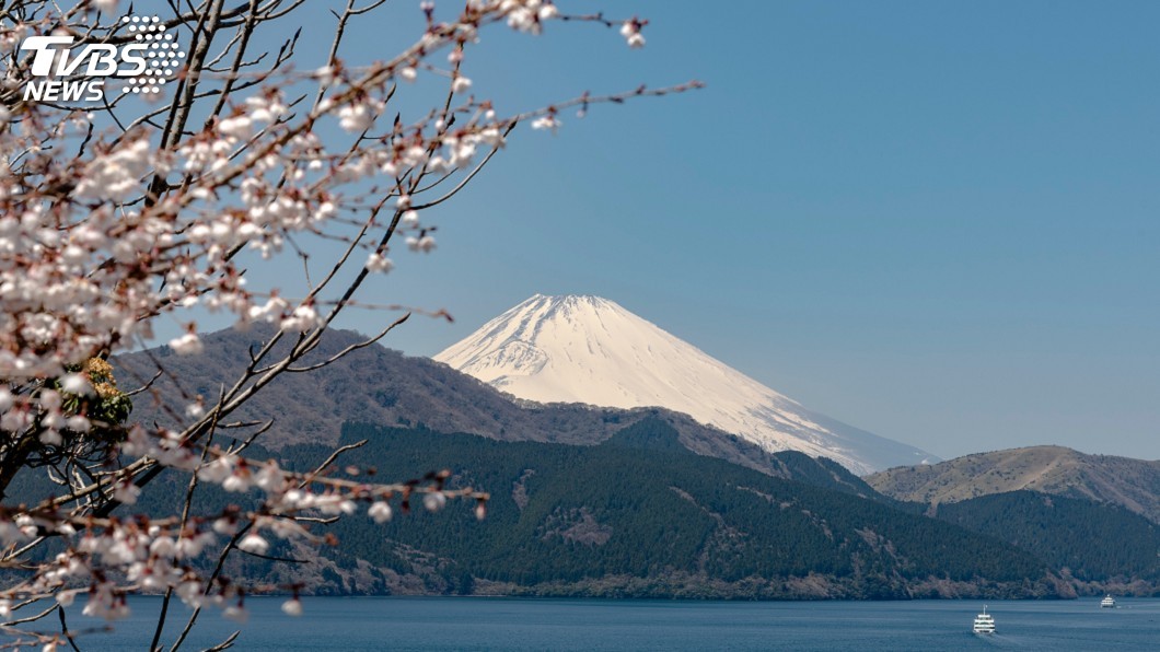 女登山客欲攻頂日本富士山 不幸遭落石砸中喪命