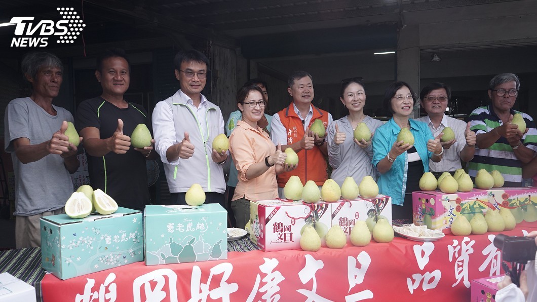 陳吉仲巡視花蓮文旦柚採收　承諾今年不會滯銷