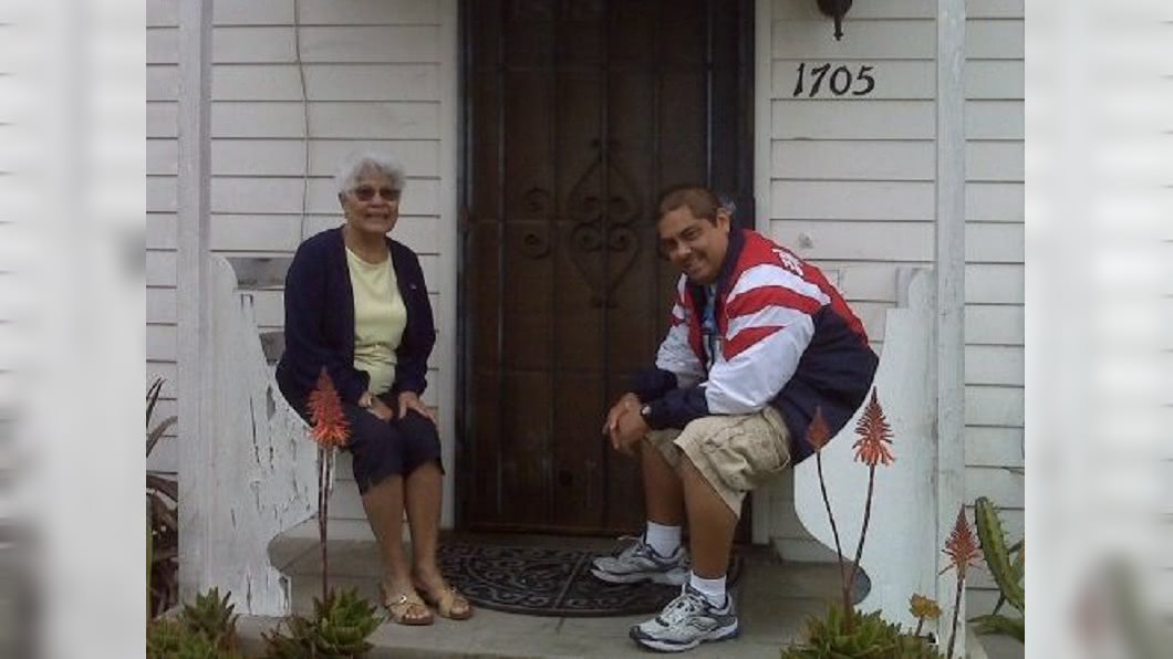 兇手與死者合照。圖／翻攝Turiano臉書