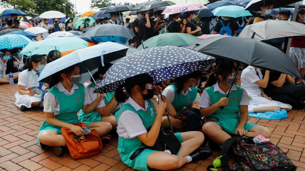 香港三罷多地點燃 開學日百校罷課.醫護罷工