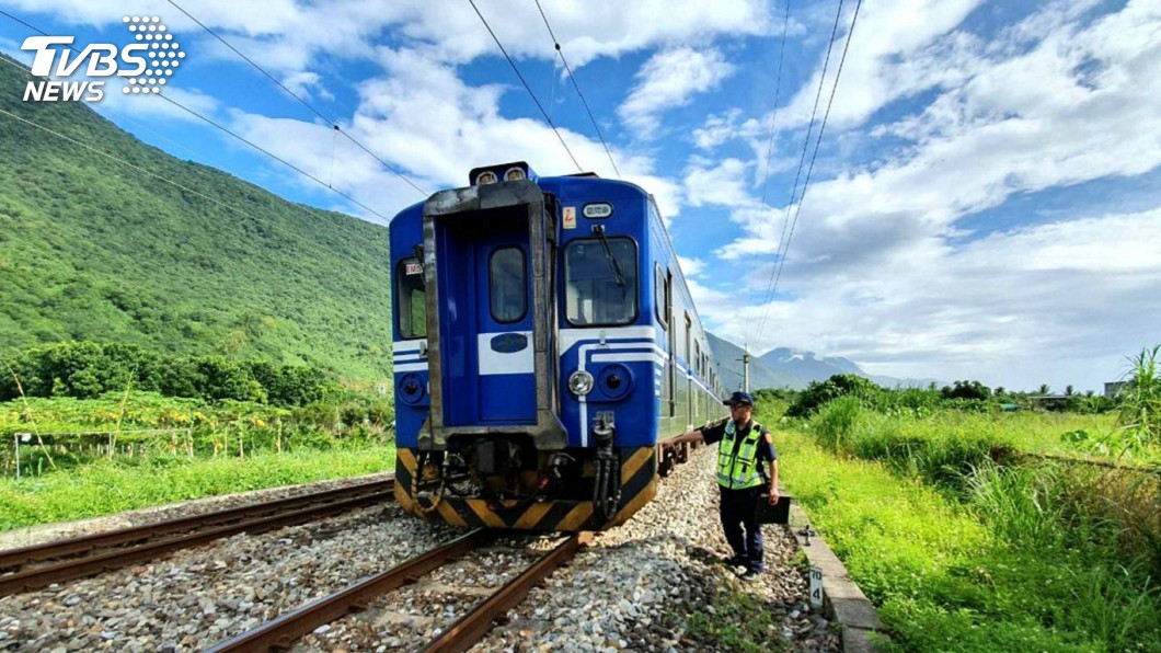 台鐵景美-北埔平交道死傷事故 列車延誤65分