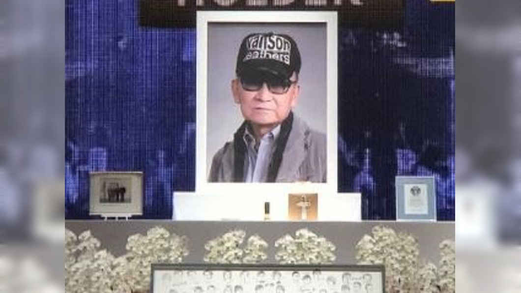 日本娛樂教父告別式 「傑尼斯」藝人全到齊