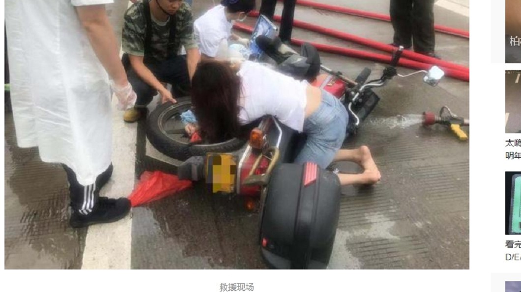 恐怖！外套捲進後輪　她手臂「扭成麻花捲」險截肢