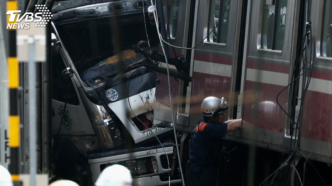 日本京急線事故 未裝設平交道連動自動剎車系統