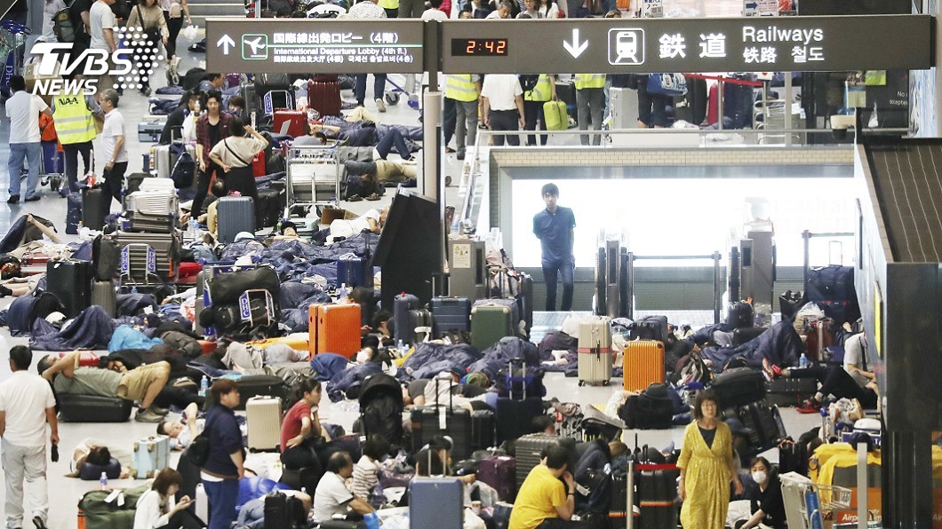 「法西」強風斷交通 成田機場如「陸上孤島」