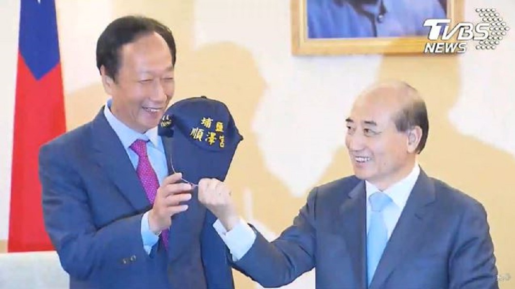 贈郭董「宮廟冠軍帽」引聯想 王金平:拒絕當副手