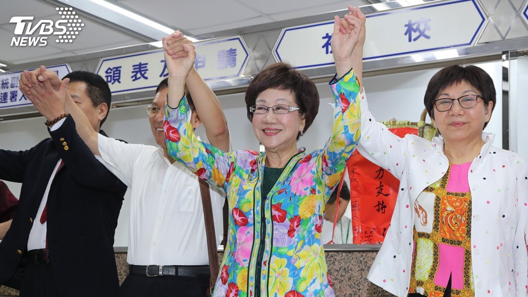 蔡陣營:感念對民主貢獻 尊重呂秀蓮決定