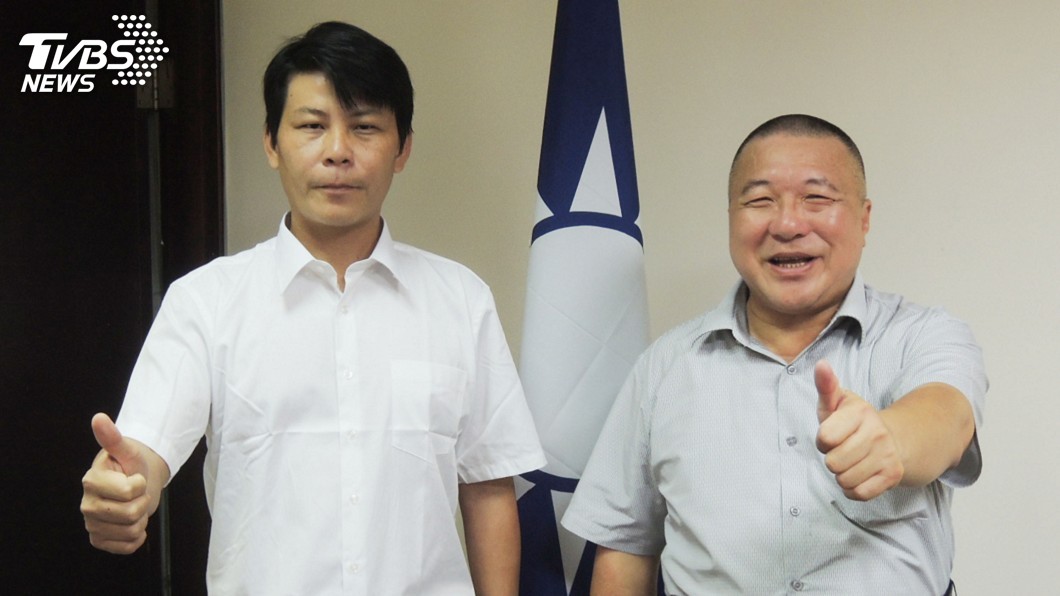 「最強菜農」林佳新參選中市立委 完成國民黨入黨手續
