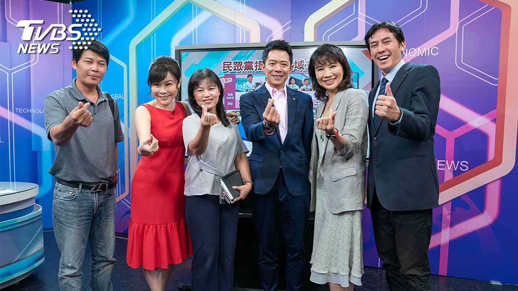 《國民大會 2020大白話》首播 主持人臉書被灌爆