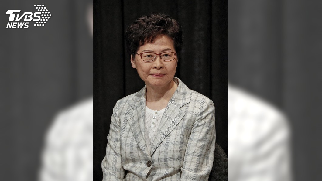 香港首場社區對話　警運鎮暴裝備到場