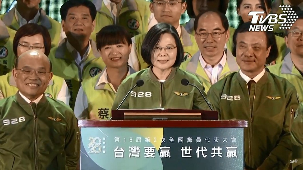 民進黨33年慶 蔡英文:屈服北京威脅中華民國才會消失