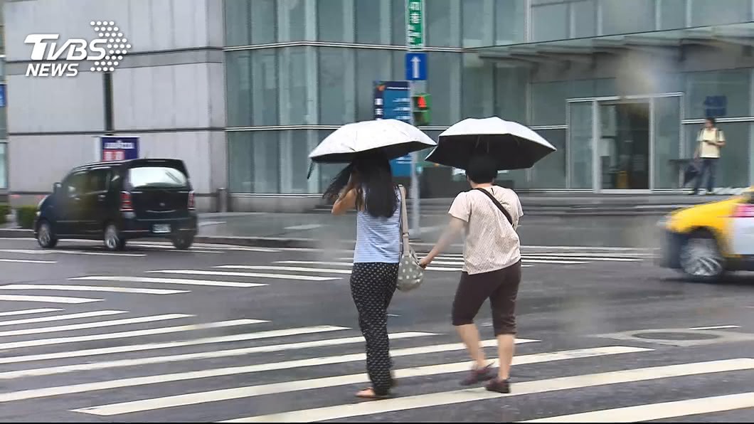 秋颱「鯨魚」生成了！曝未來移動路徑　濕冷天氣再持續