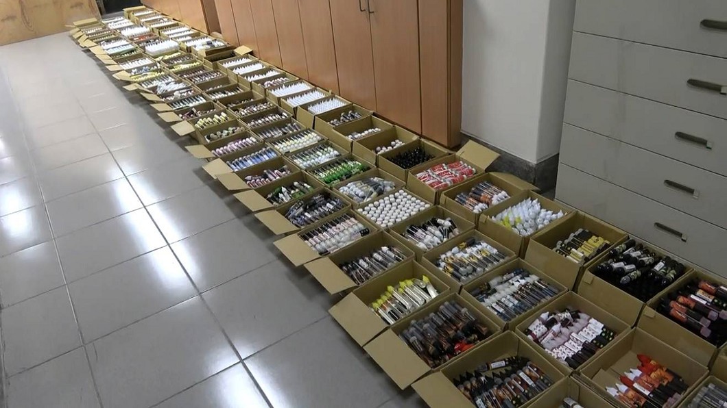 走私尼古丁原料製電子菸油 刑事局逮5人送辦