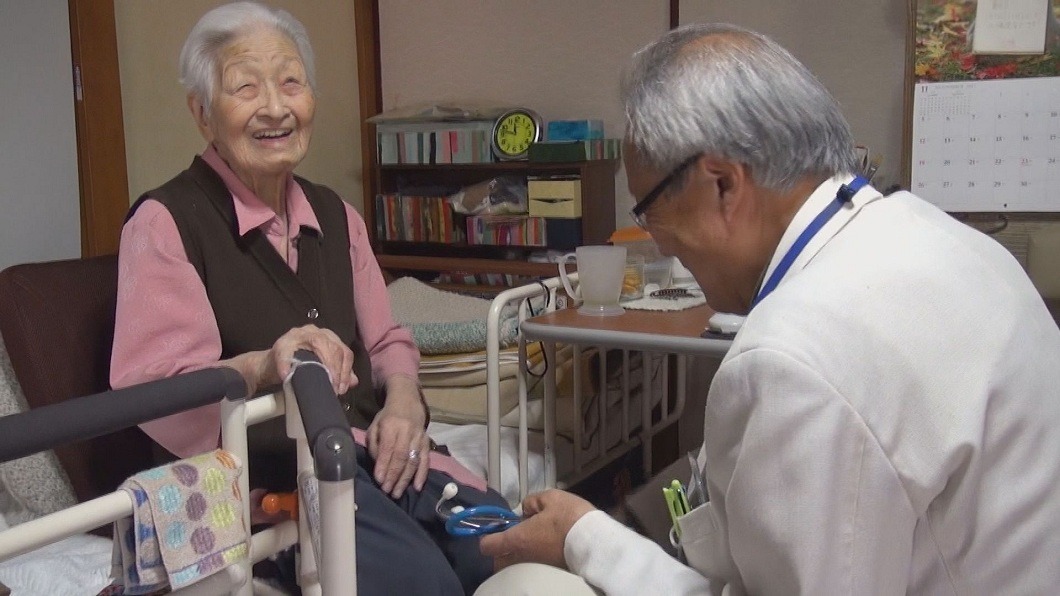 真實聚焦逾八旬醫生 仁心陪伴病患「在家臨終」