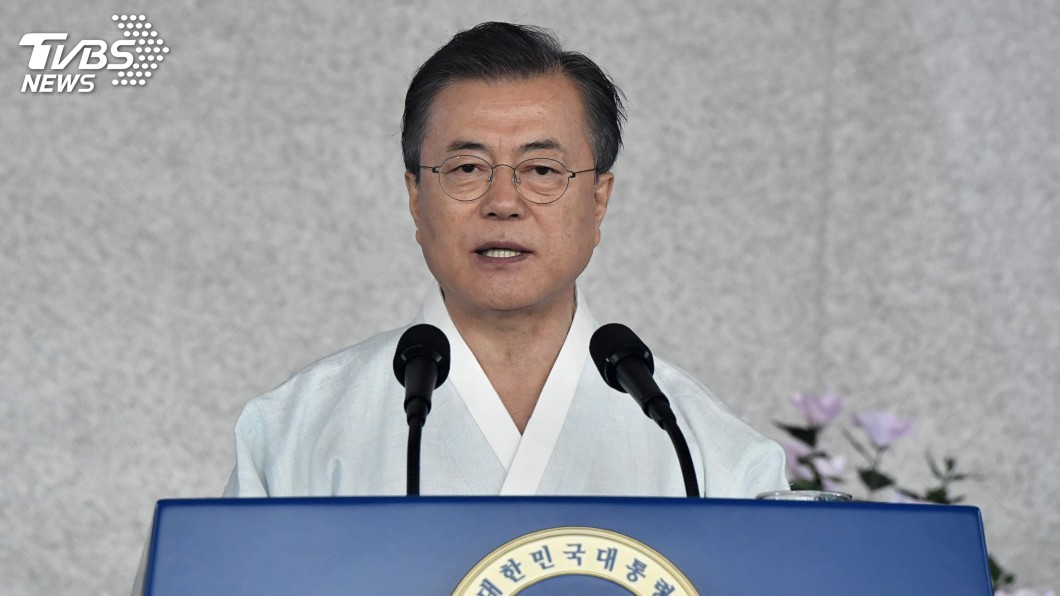 文在寅:任命曹國引發國民矛盾 深感抱歉