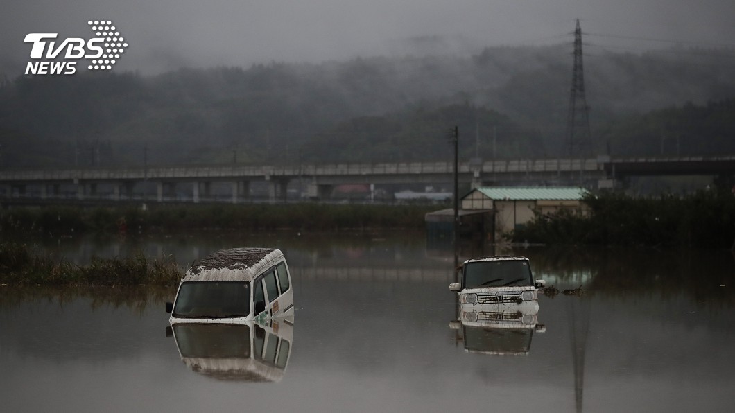 豪雨加河道縮減 千曲川水淹590個臺北小巨蛋