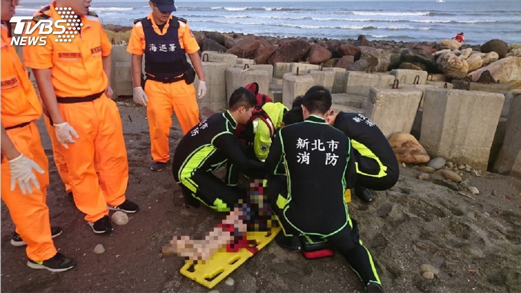 清晨林口南灣頭步道海邊搭船翻覆 1人溺斃