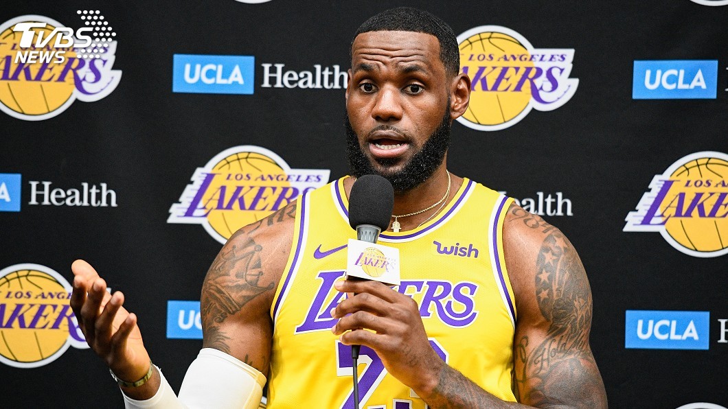 詹姆斯批NBA火箭高層發挺港推文 美中網友論戰