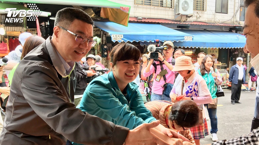 淡水拜票輔選立委呂孫綾　卓榮泰：負擔很重