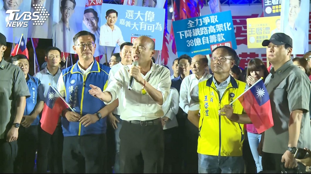 憂再蛋襲!韓嘉市造勢 出動霹靂小組拿盾牌