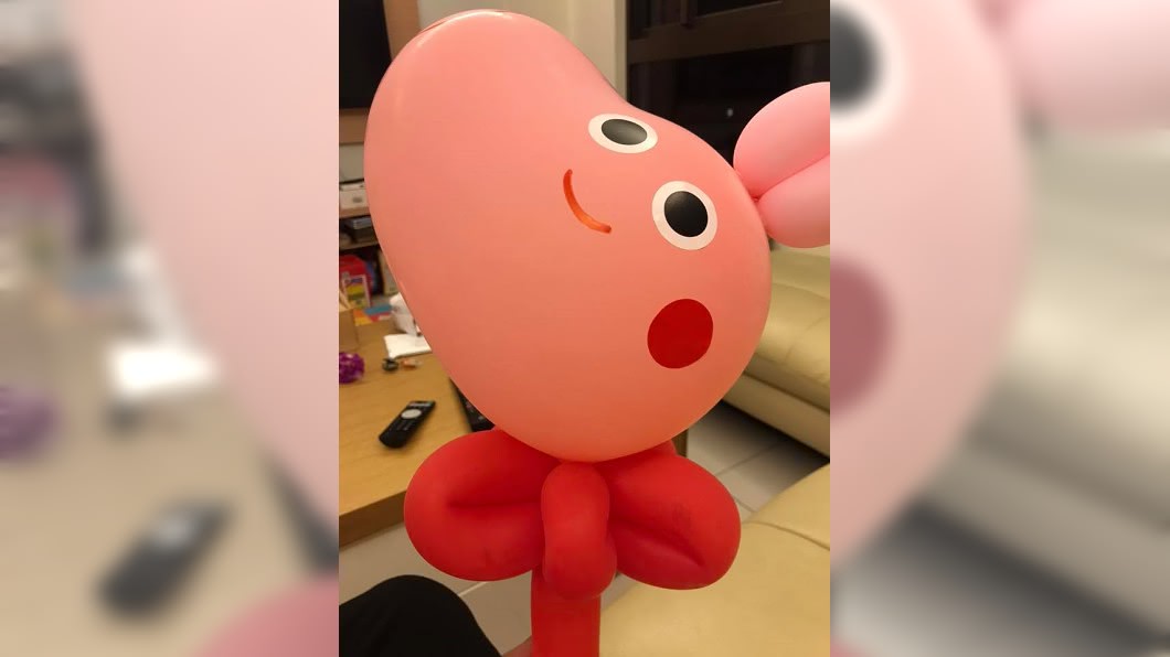身障老闆送氣球!她讓女兒做1舉動 網讚爆:最棒身教