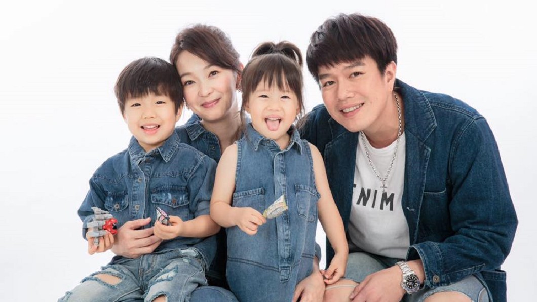 43歲女星六月(蔡君茹)和男星李易結婚8年，育有一子一女。圖／翻攝六月臉書