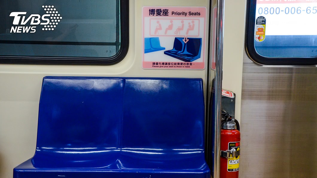 搭捷運沒位!女失控怒譙 孕婦坐博愛座無恥