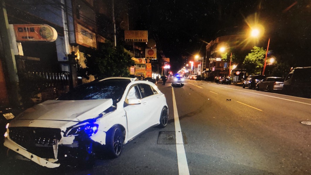 中市轎車撞機車後逃逸 男大生傷重送醫不治