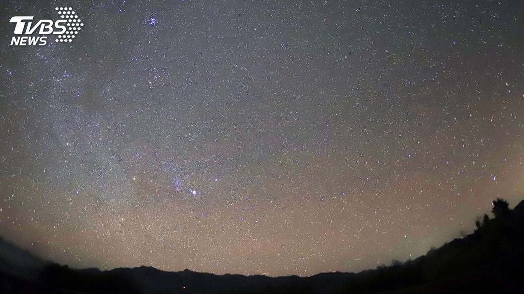 阿里山秋冬星座高懸頭頂 邀親子觀賞銀河