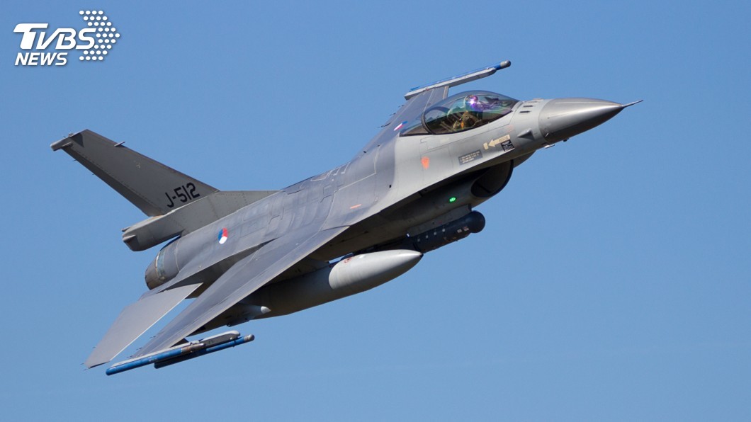 美F-16戰機墜毀新墨西哥州 飛官彈射逃出