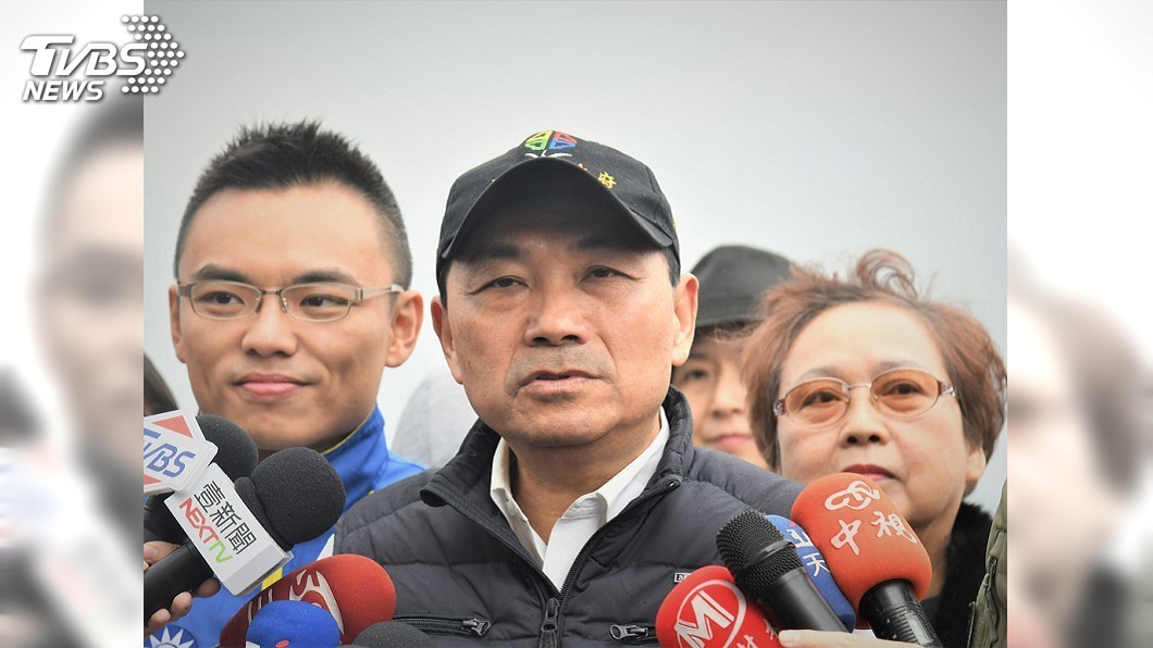啟動輔選母雞帶小雞　侯友宜：我生肖屬雞啦