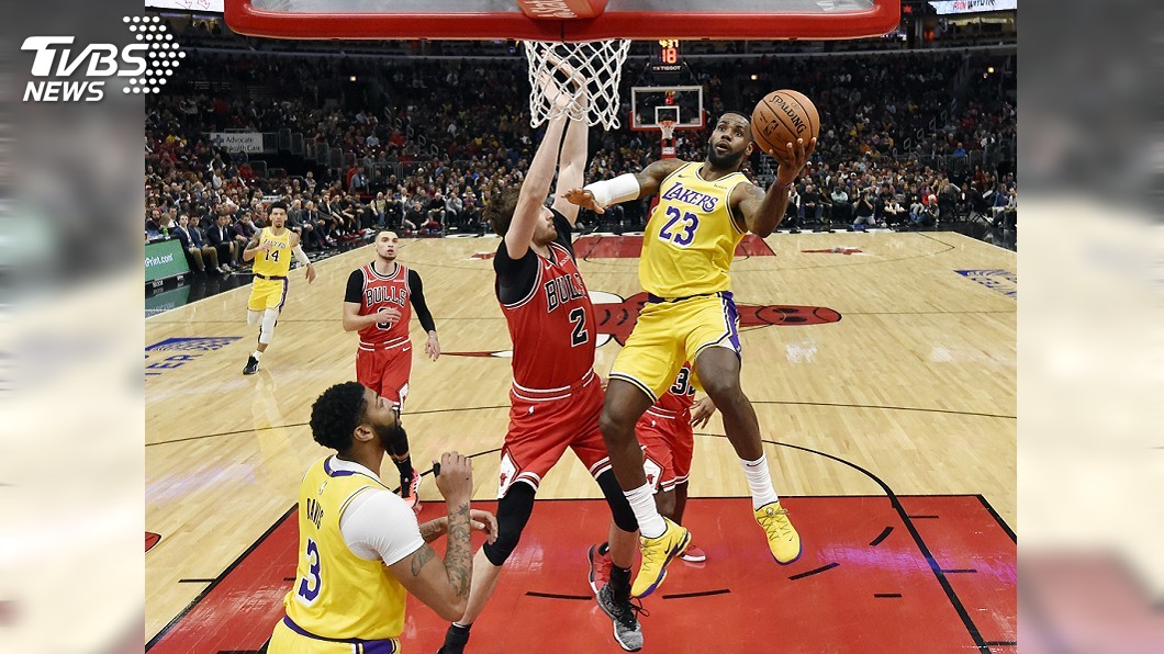 詹姆斯連3場繳出大三元　湖人逆轉公牛奪6連勝