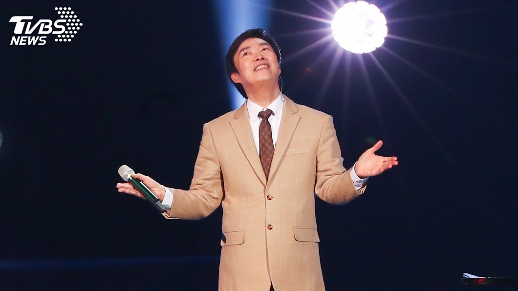 封麥最終場謝歌迷厚愛　費玉清告別舞台數度哽咽