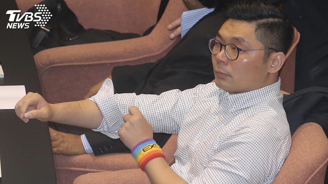 否認民眾黨挖角　許毓仁表態爭取藍不分區連任