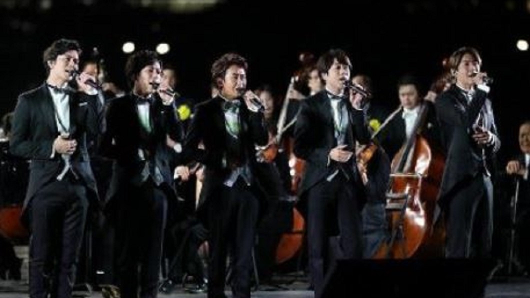 雅子感動拭淚! 嵐獻唱「奉祝曲」賀日皇即位