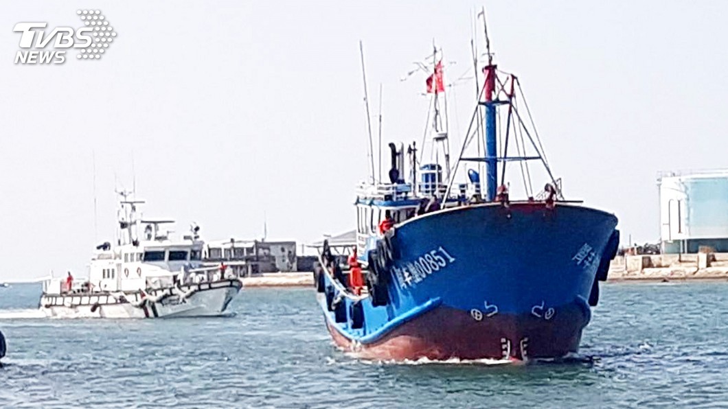 陸船越界拖捕　澎湖海巡查扣200公斤漁獲重罰